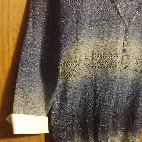 Alfred Dunner Navy and Cream Knit Top with Necklace​ - Picture 5 of 5